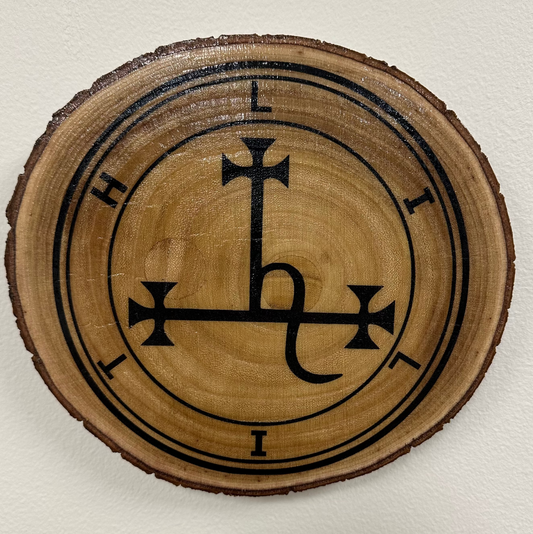 Close Up - Top View
Close-up detail of Lilith symbol laser engraving on birch wood round